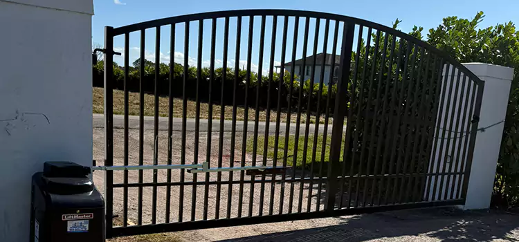 Driveway Fence Repair Happy Valley-Goose Bay